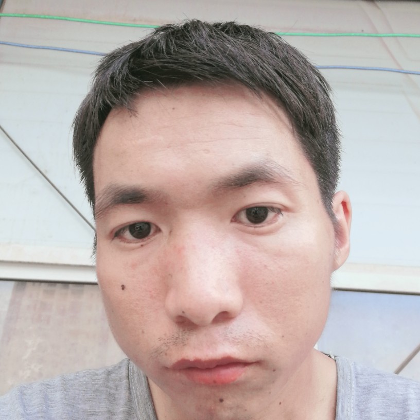 镜子踢眼睛大的照片