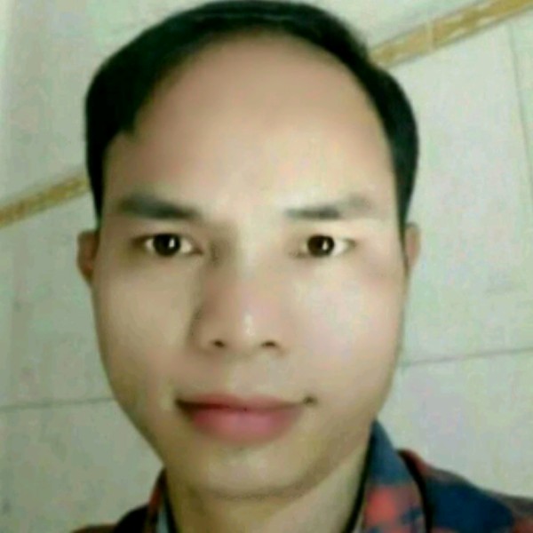 未来回眸虚幻的照片