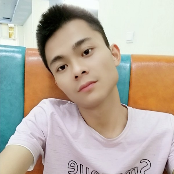 娜背后的微笑的照片