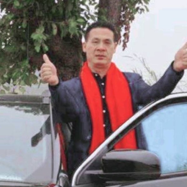 跳跃邂逅微凉的照片