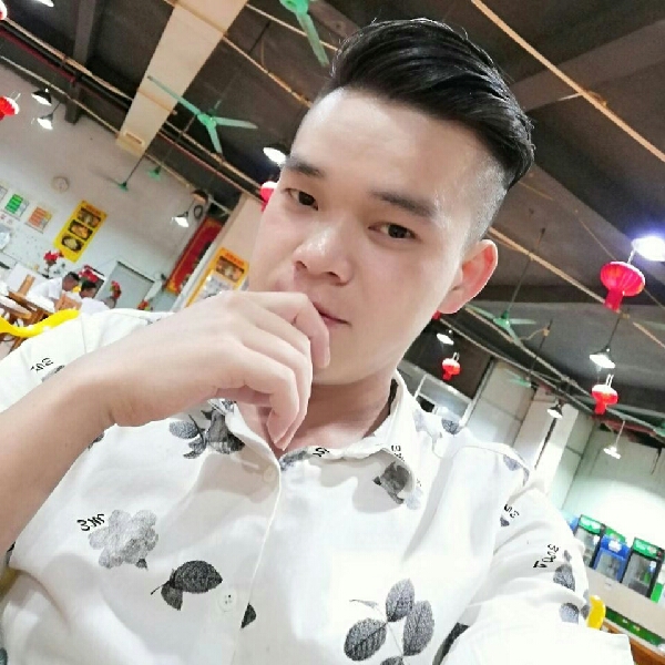 粗犷漫步冬天的照片