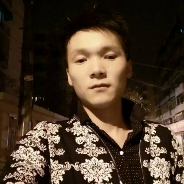 年轻香菇的照片