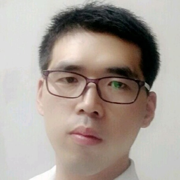 活泼泪了煎蛋的照片