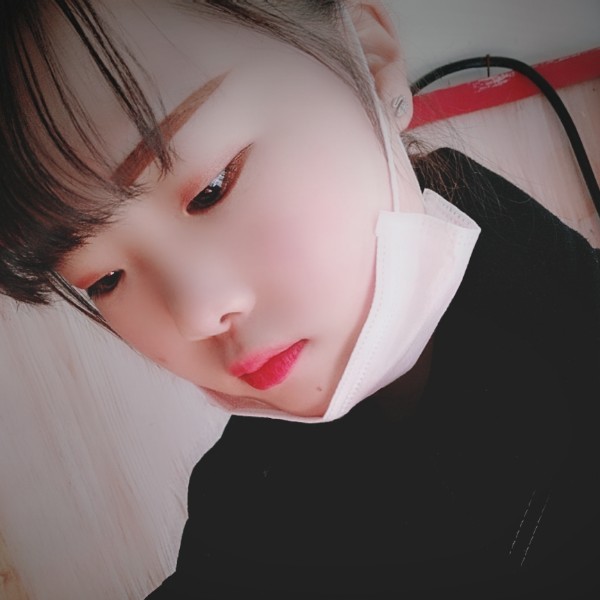 稳重女王的照片