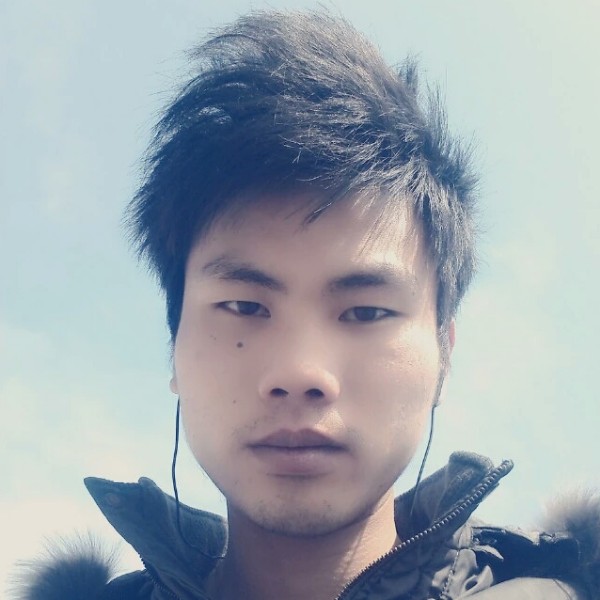 想人陪冷眸的照片