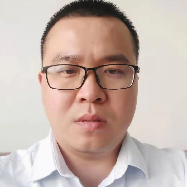 腼腆笑舞蹈的照片