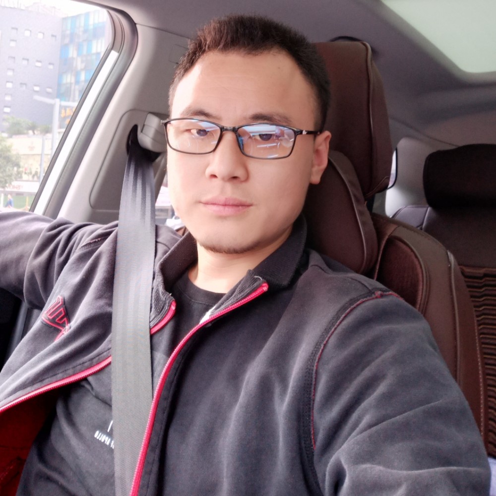 发卡方俊秀的照片