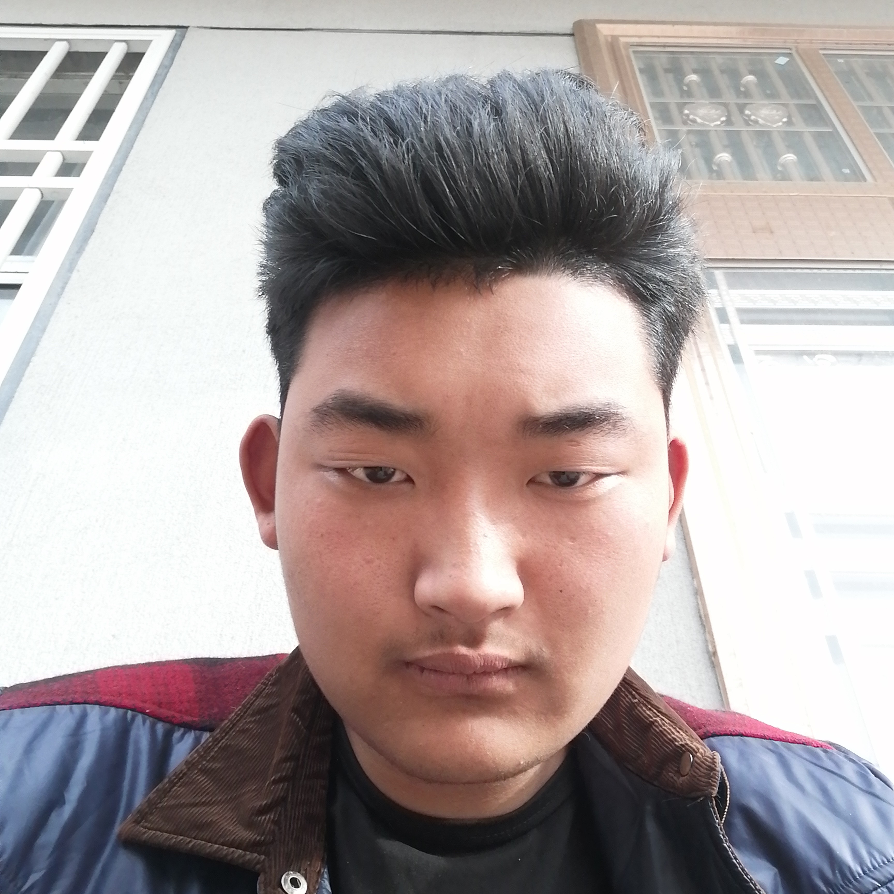 董沂州的照片