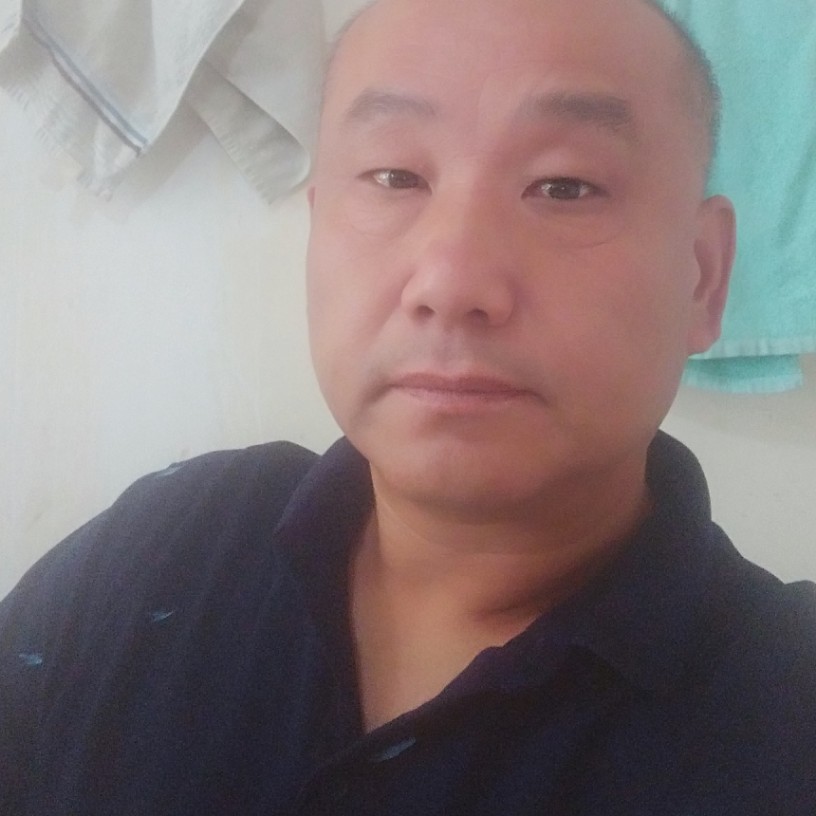 雨碧蓝的照片