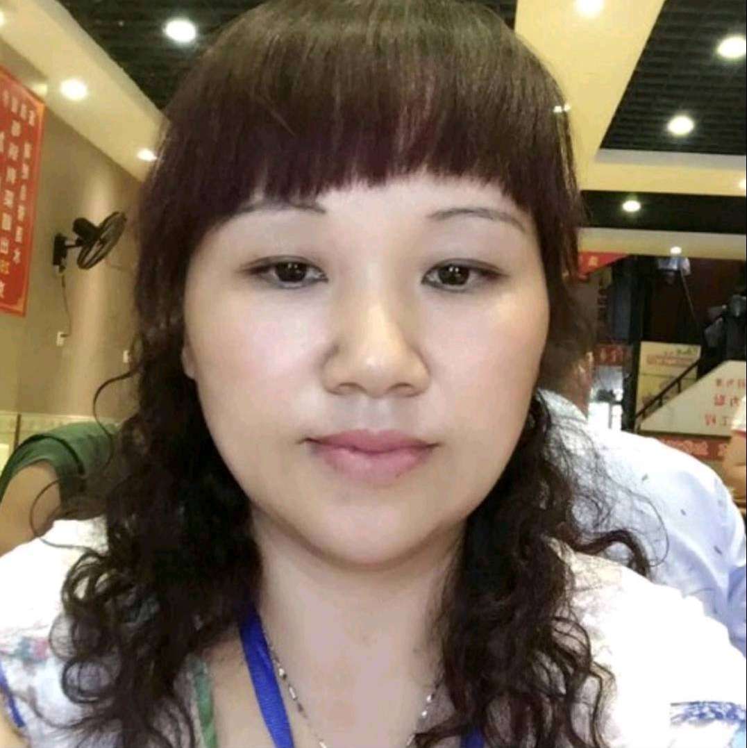 碧蓝和台灯的照片