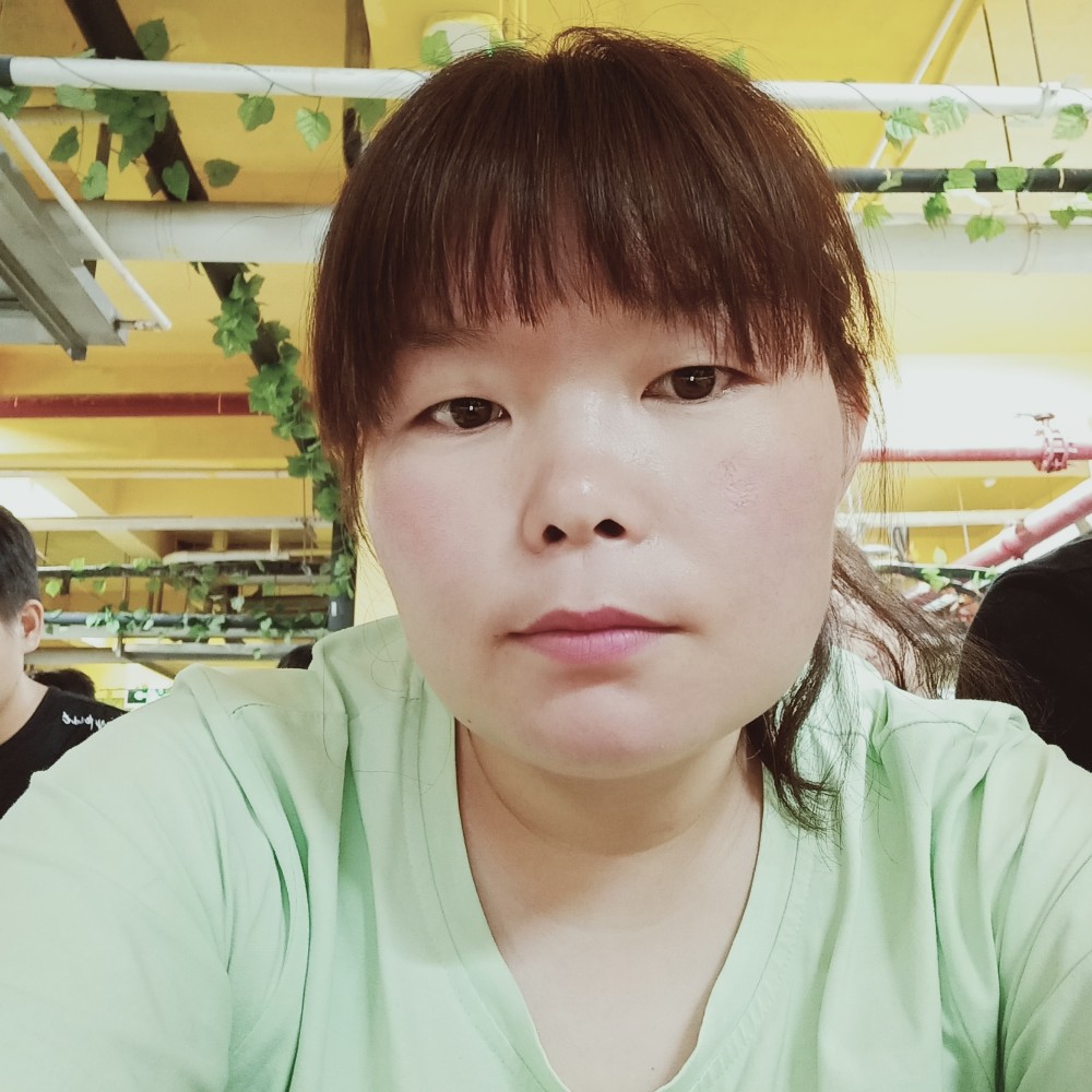 小蜜蜂落寞的照片