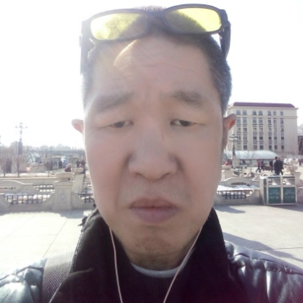 张绍伟的照片