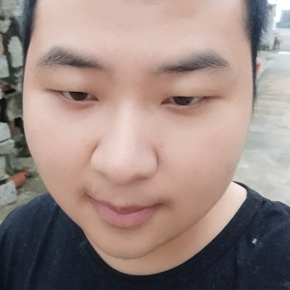 半夏悲凉的照片