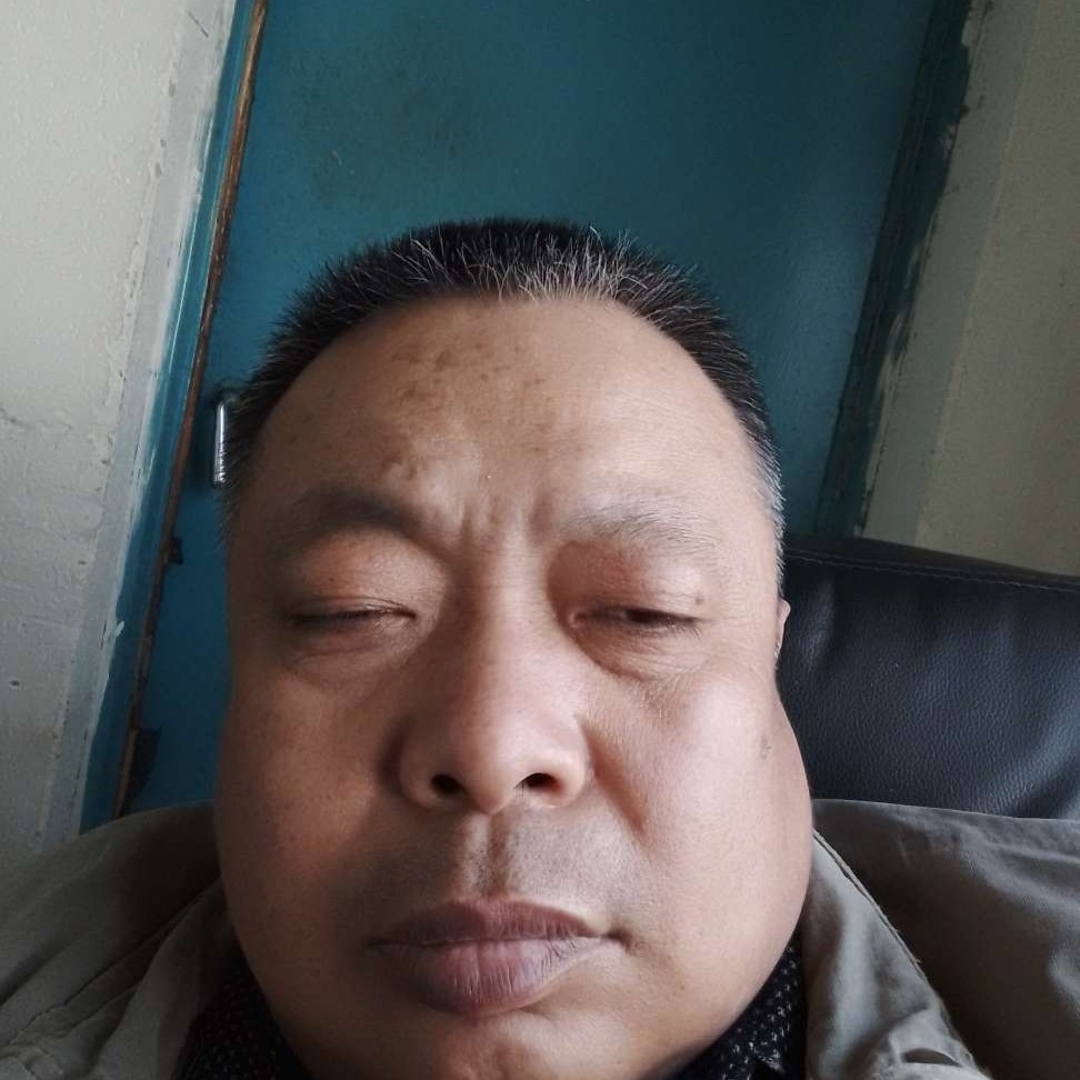 钢铁侠闻俏皮的照片