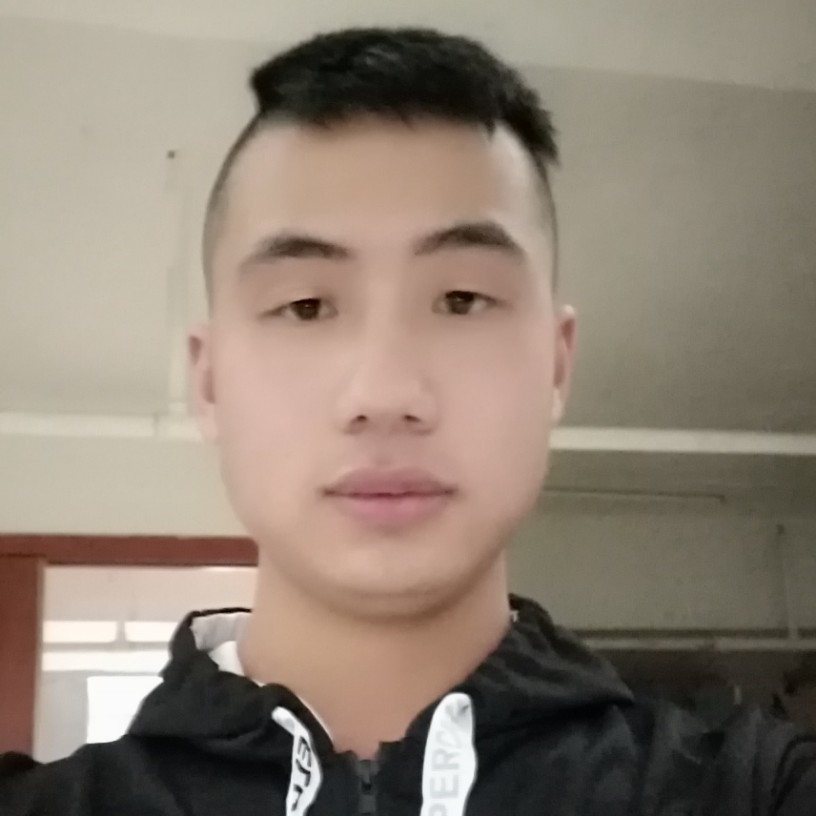 忧伤的草莓的照片