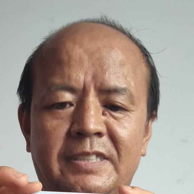优雅的哥哥的照片