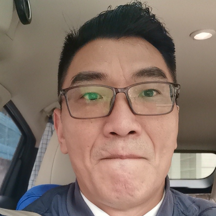 米尔師基的照片