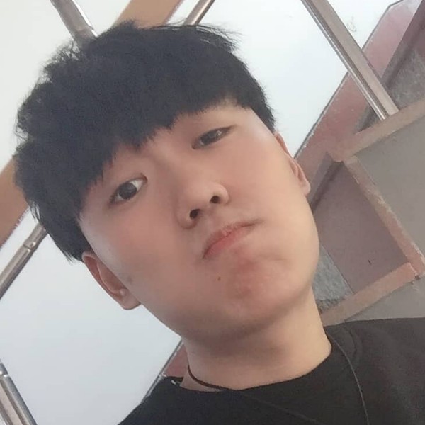 傻子和孩子的照片