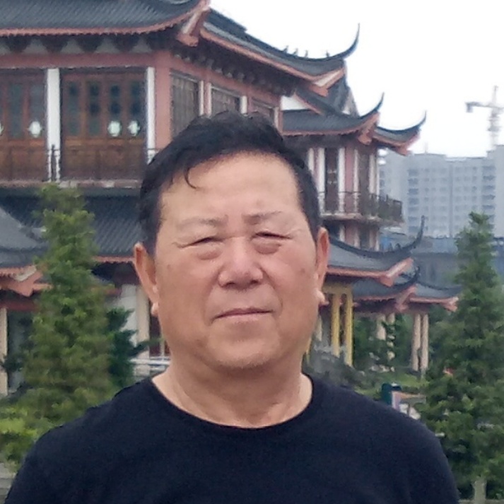 糊里糊涂先生的照片