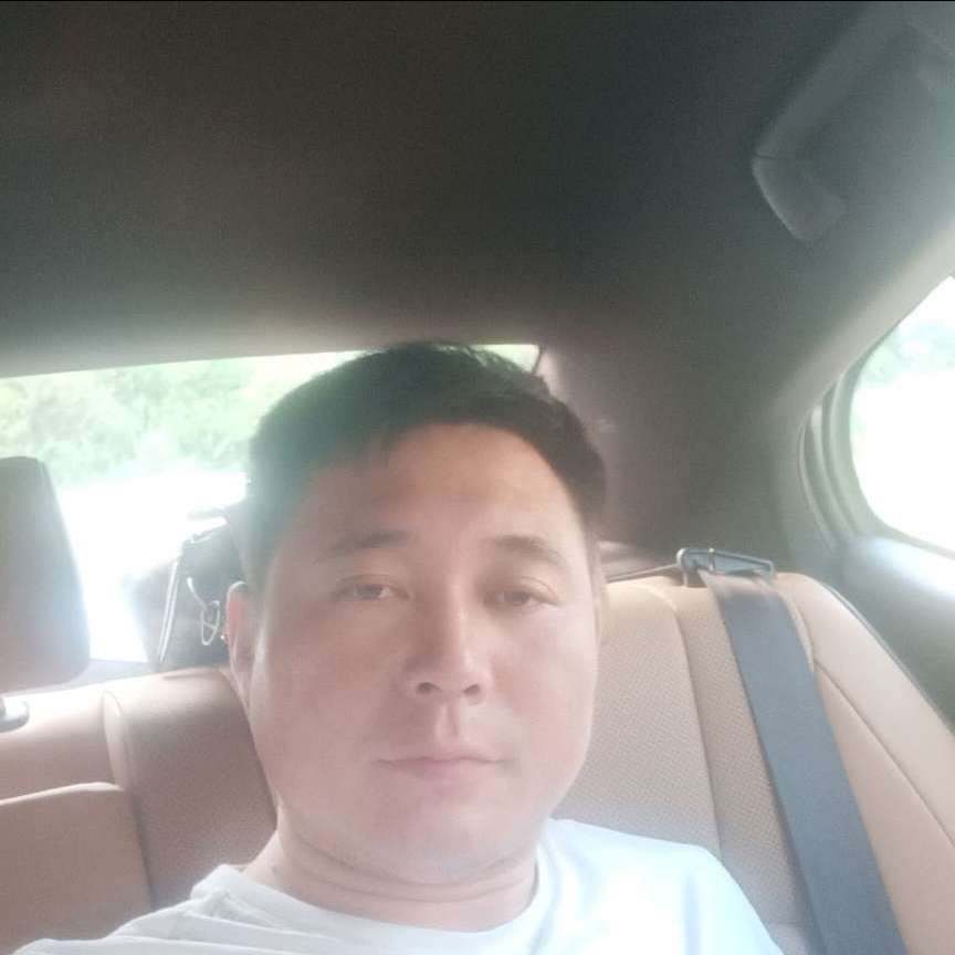 黛儿与爱撒娇的照片