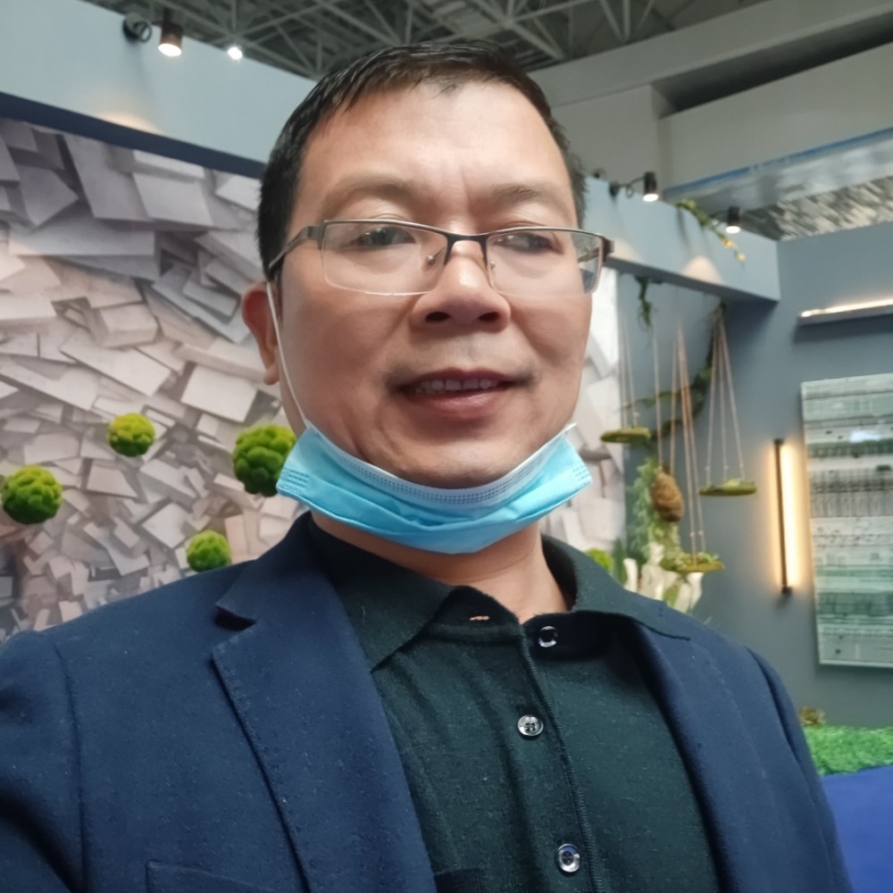 报喜鸟汉锋的照片