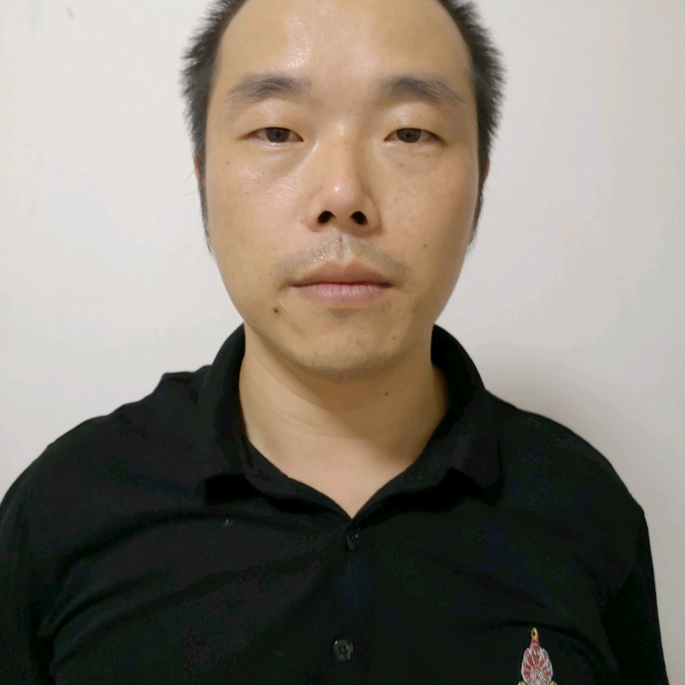 阳光不绣的照片