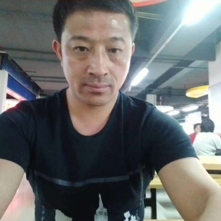 单身回眸玫瑰的照片