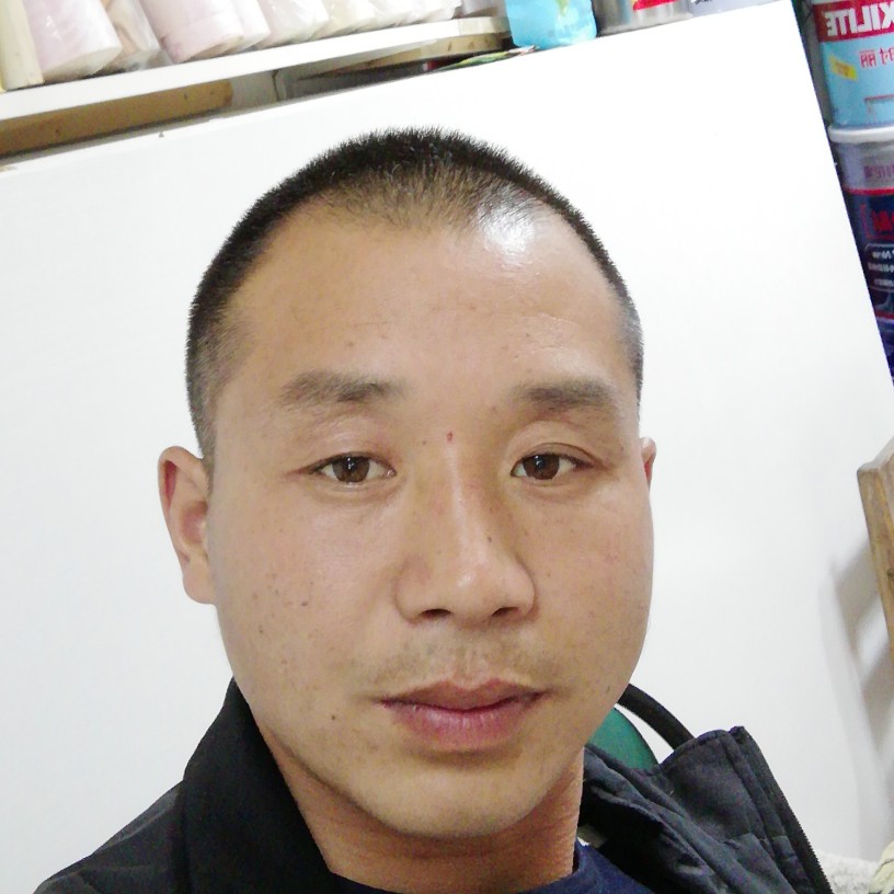 一个人春媱的照片