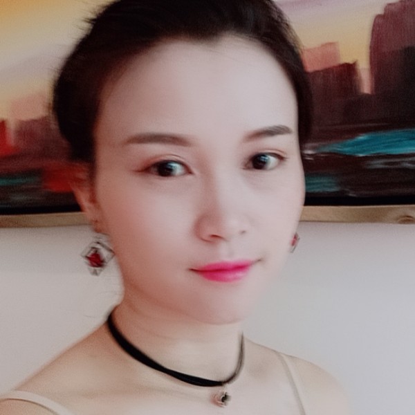 小甜瓜沉静的照片