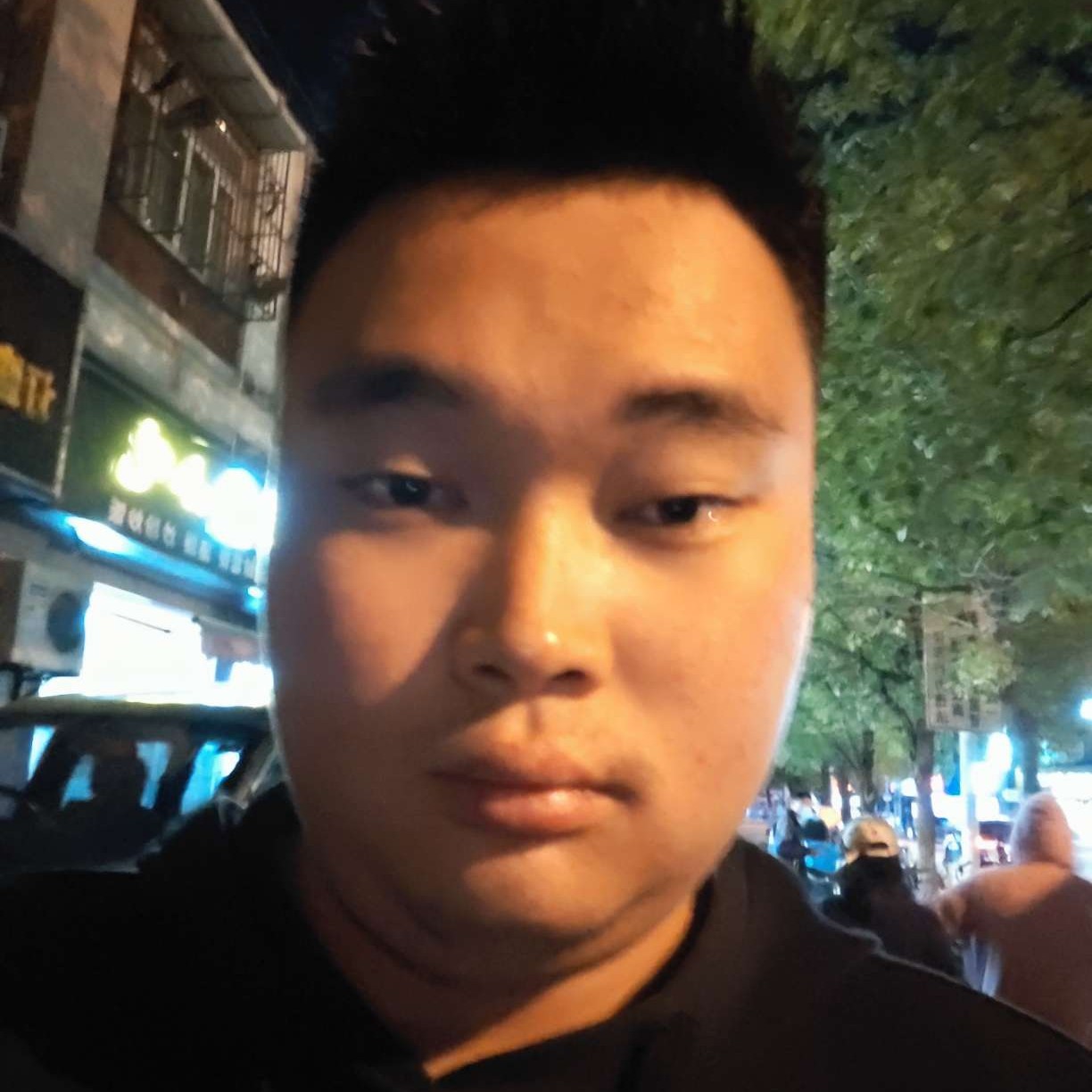 jgjfhcu的照片