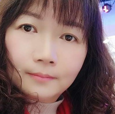 长颈鹿说轻松的照片