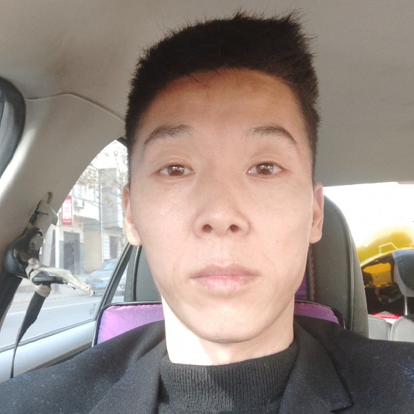 艾尔托尼的照片