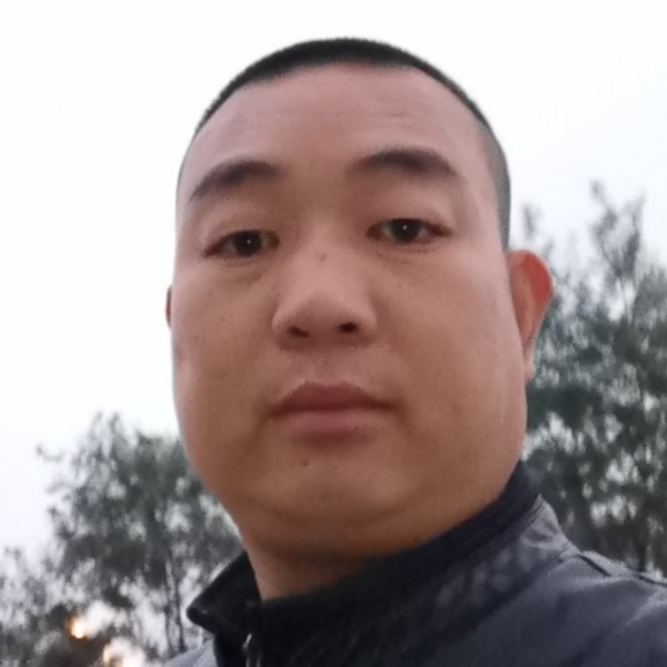 冲着结婚的照片