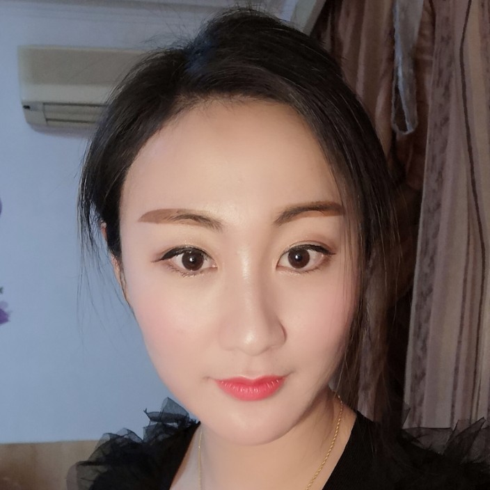 丁露萍的照片