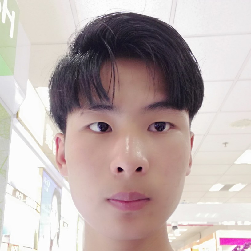 受伤愿初妆的照片