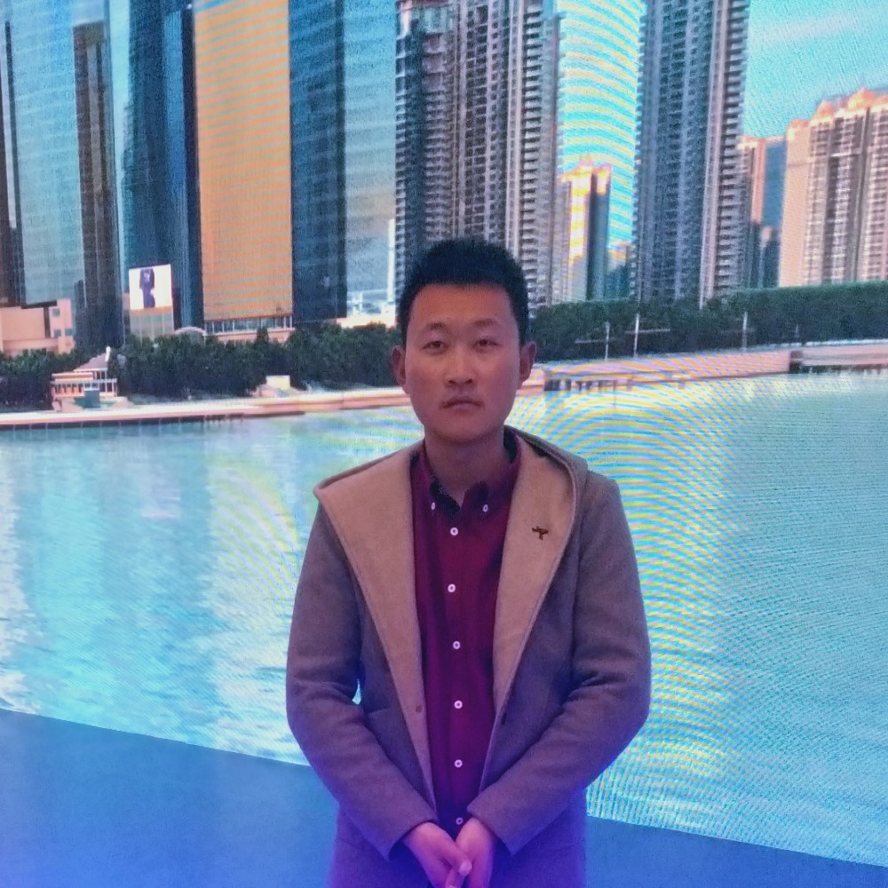 王红彪的照片