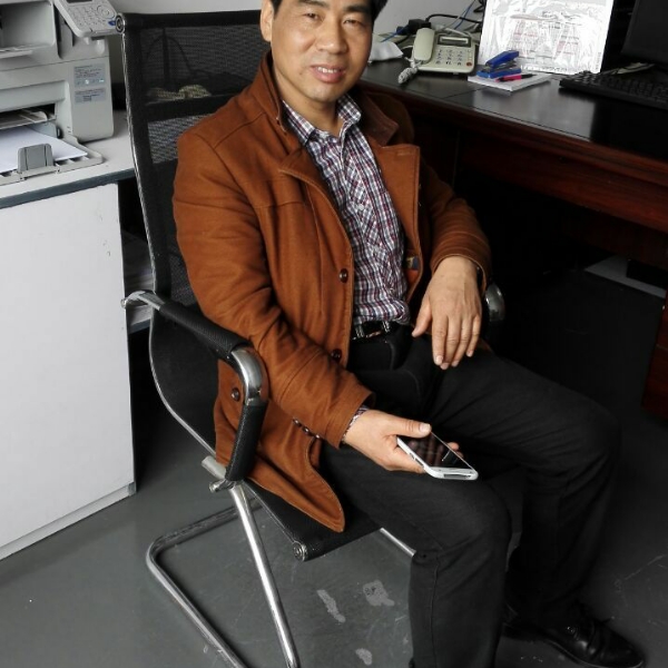 墙上芦苇的照片