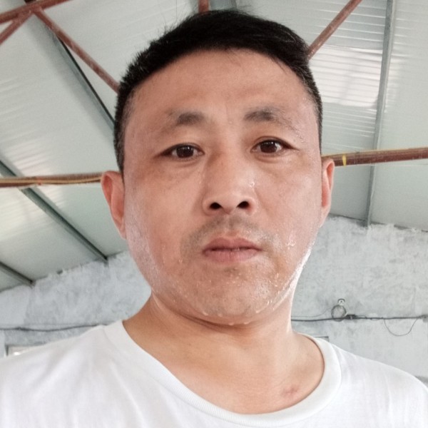 白增彬的照片