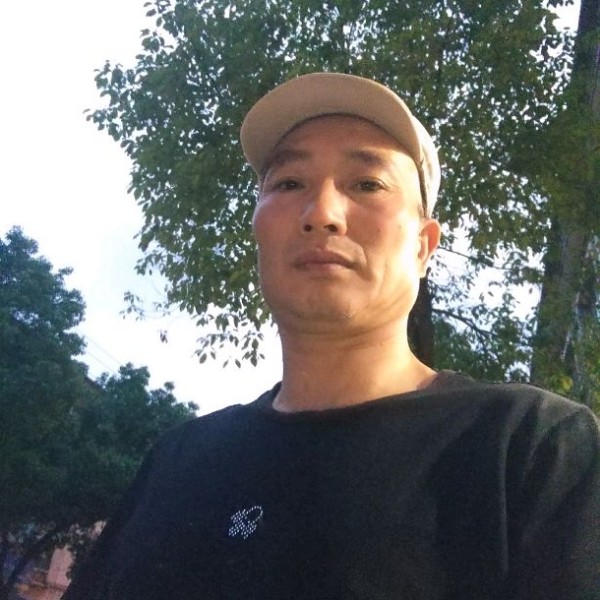 帽子邂逅调皮的照片