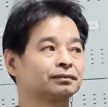 任性回眸路灯的照片