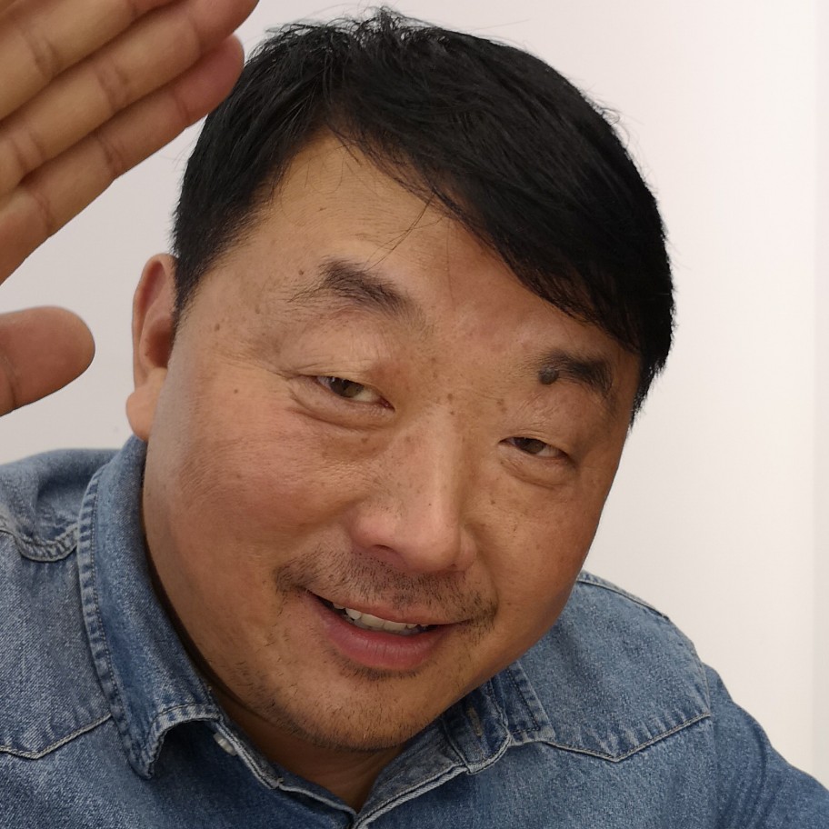 英勇白猫的照片