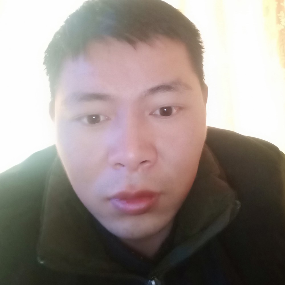 落拓大叔的照片