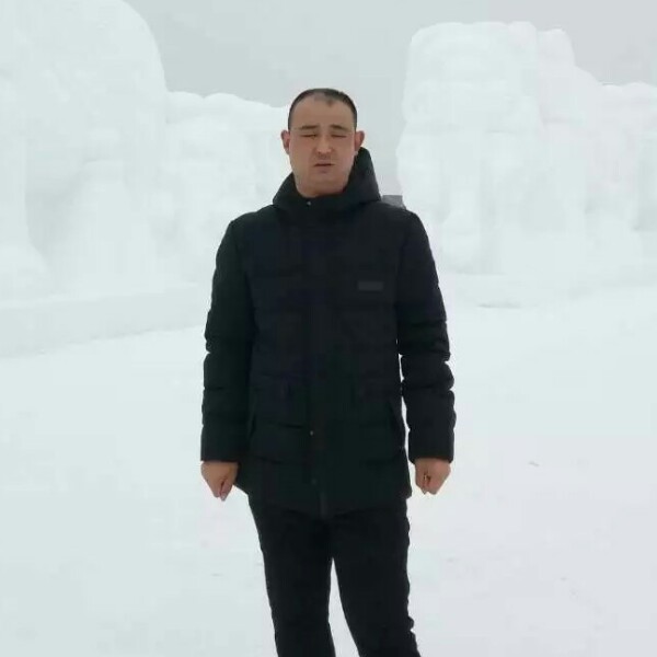 清泉加边的照片