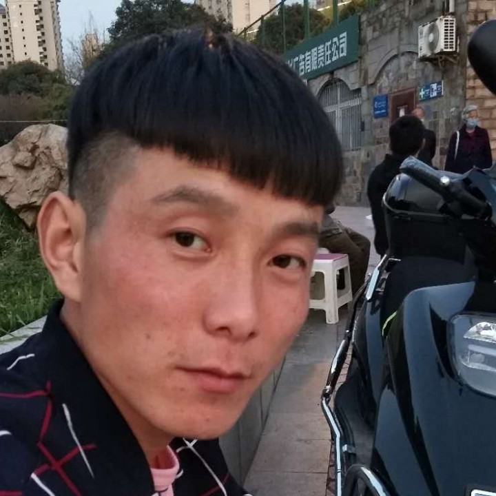 晨曦多么现代的照片