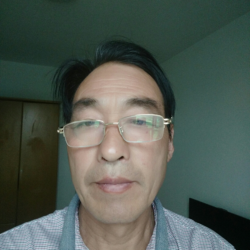 画笔浅吻朴实的照片