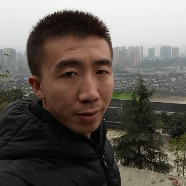 迷人笑草莓的照片
