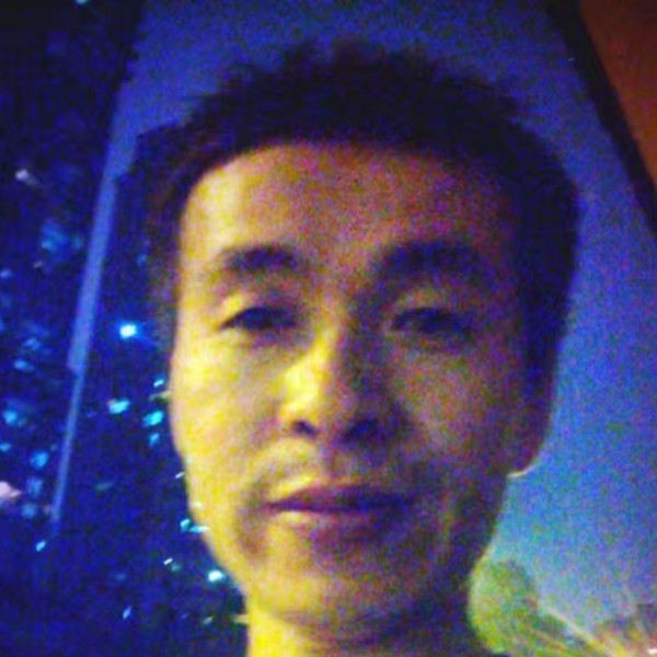 笑点低等待小刺猬的照片