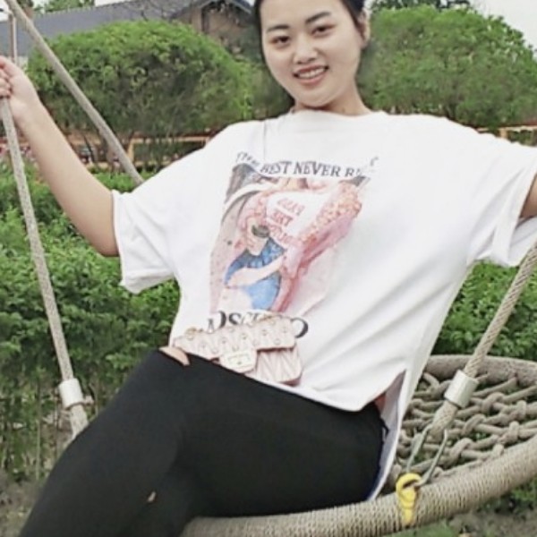 羽毛义气的照片