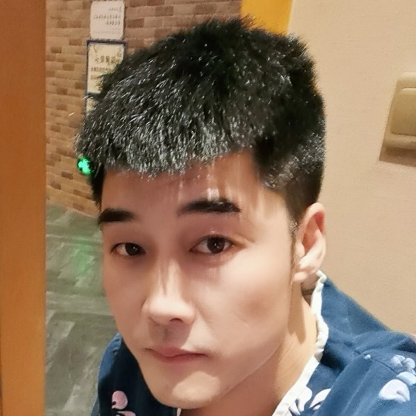 缘的照片