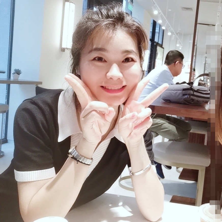 雅雅地的照片